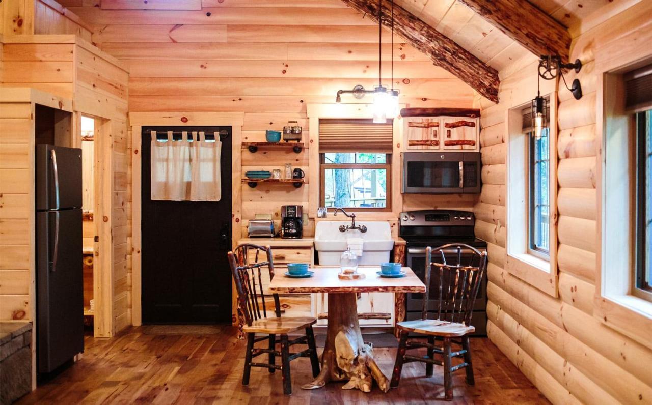 Cricket Hill Treehouse B By Amish Country Lodging Millersburg Exterior foto